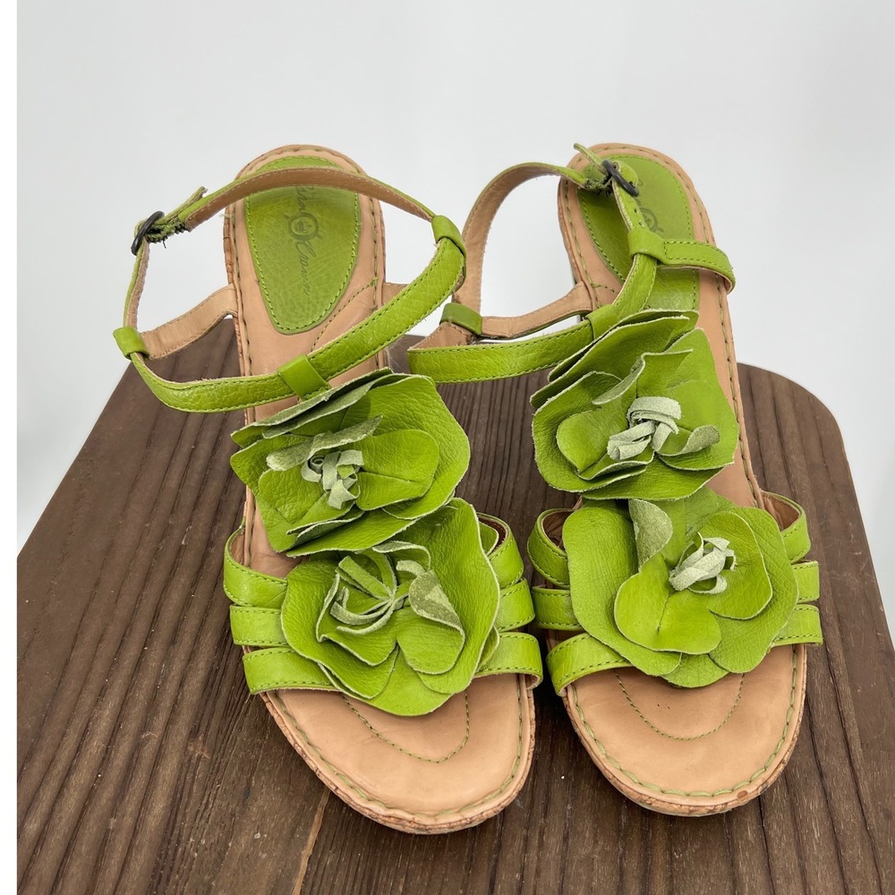 Born Crown Lime Green Leather Floral Rosette Heel Sandals W71912 Womens 9 40.5